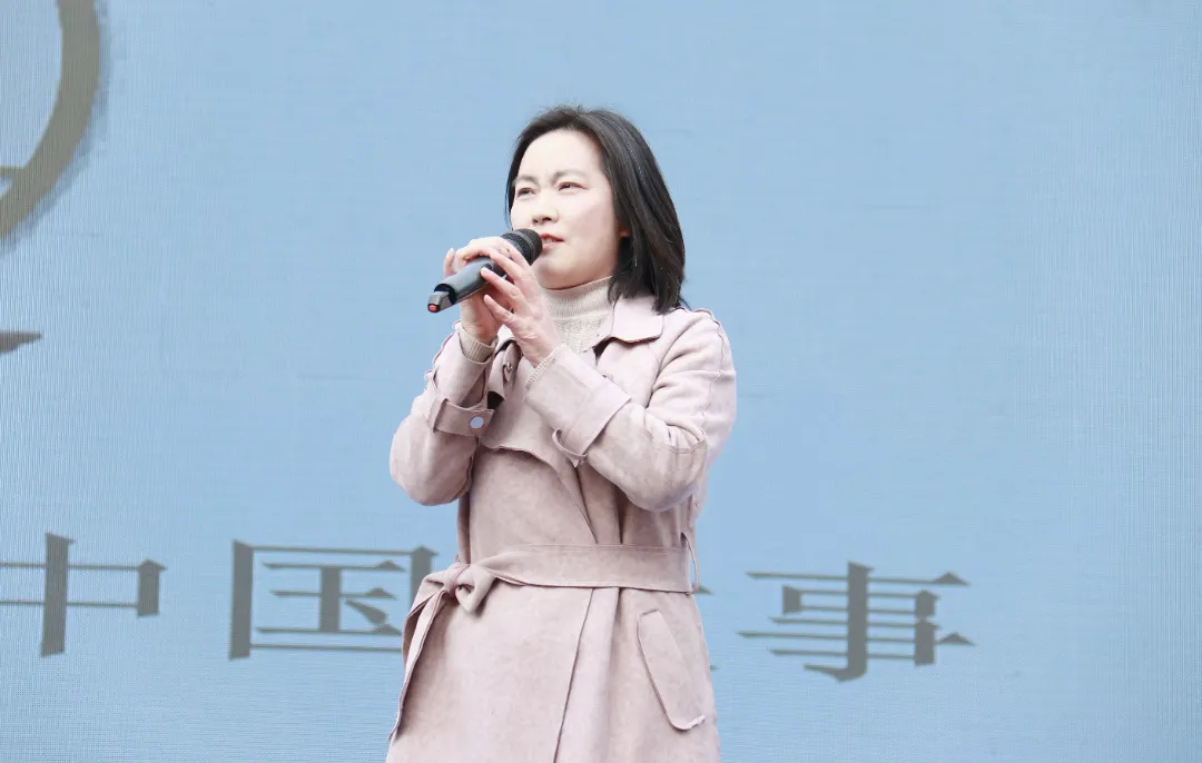 以文化自信之笔,绘就时代华章